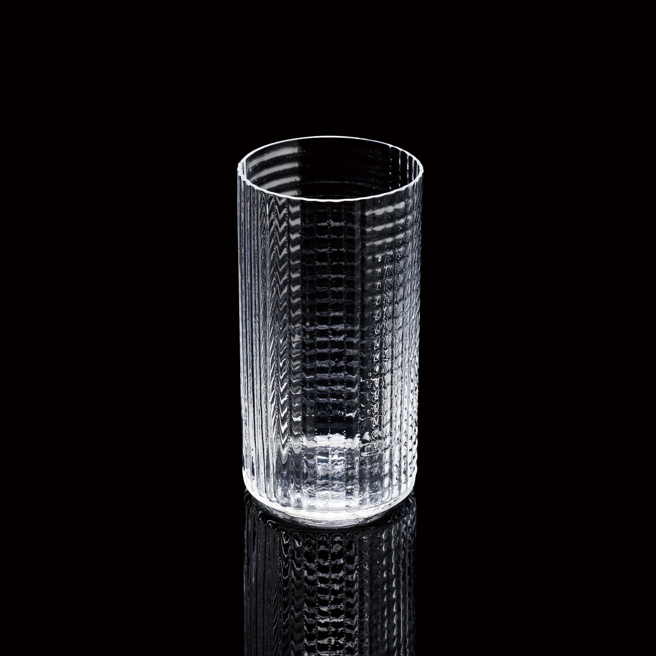 Moyai by Masahiro Mori Vertical Lines