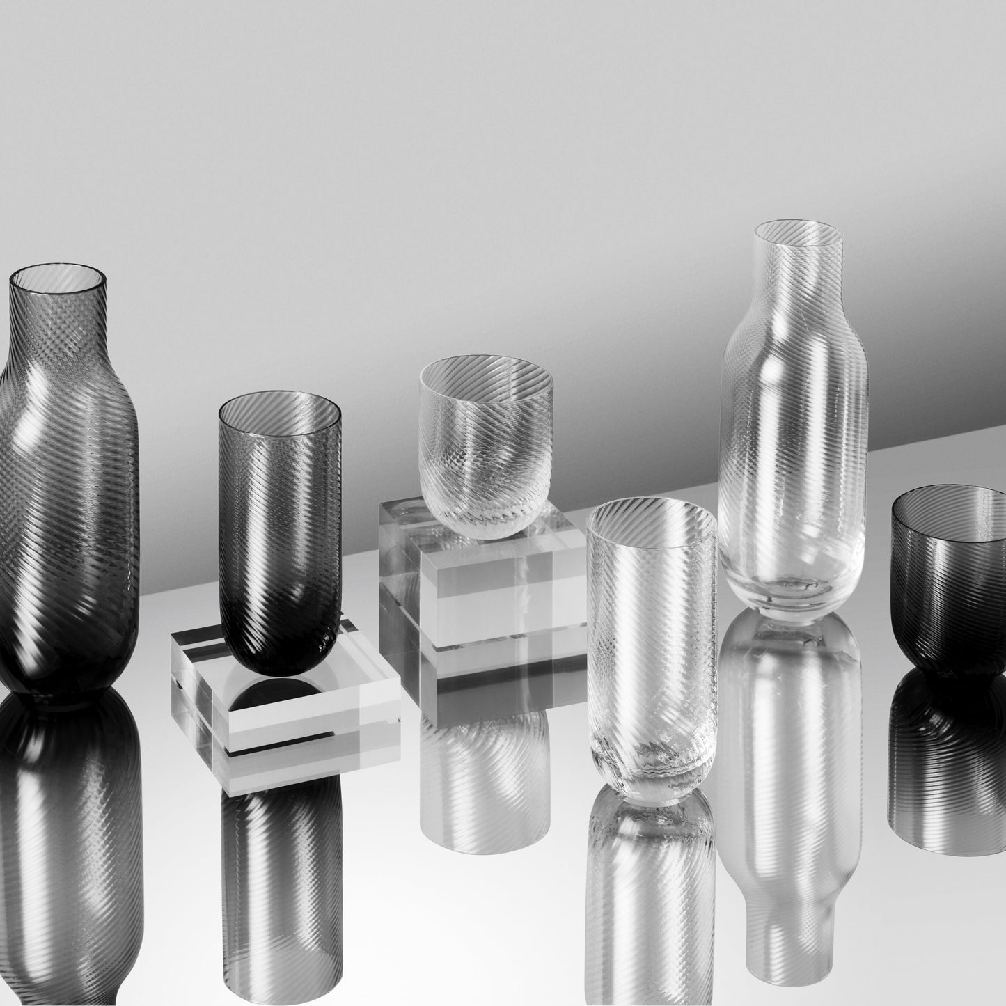 Optic Carafe in Smoke