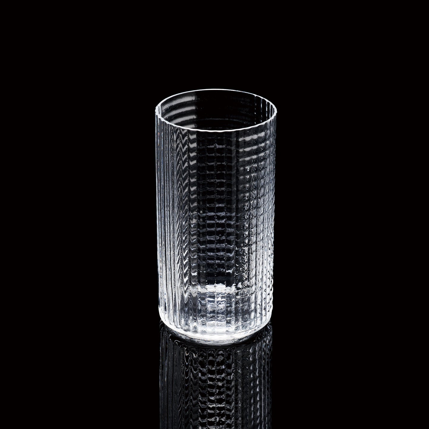 Moyai by Masahiro Mori Vertical Lines